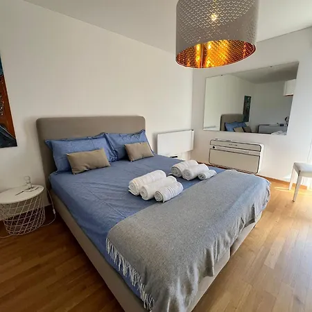 Marta E Martino Villa